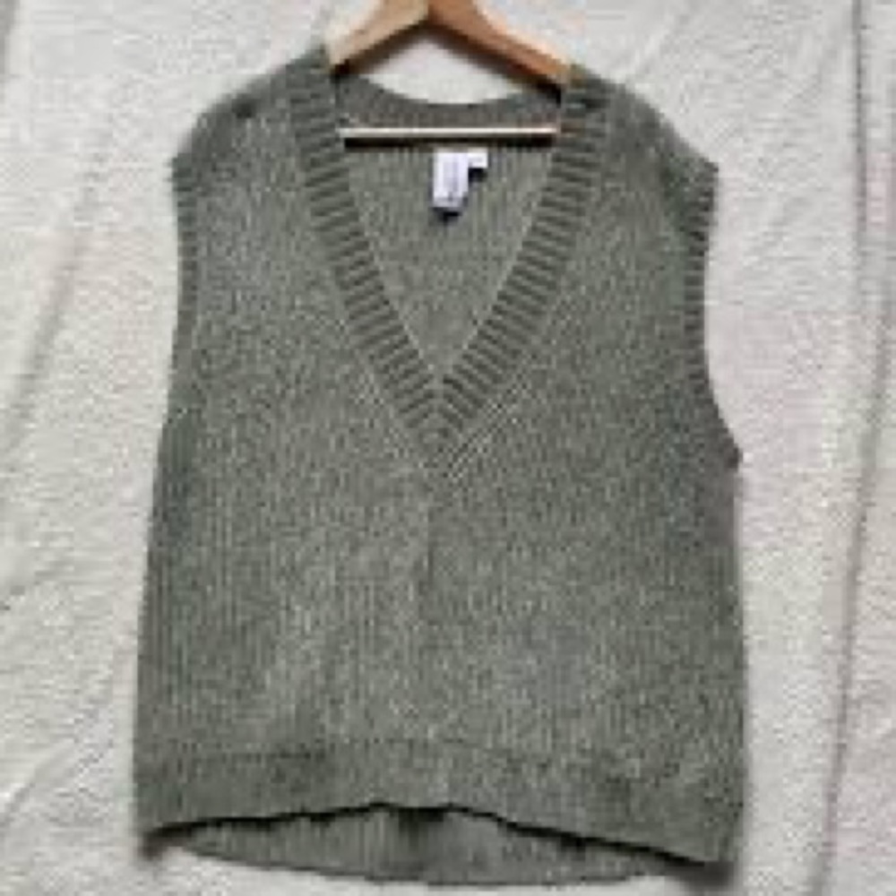 oversized collusion mint green sweater vest ✨like new✨ sz10